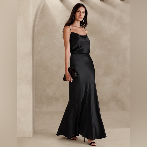 Banana Republic Dresses & Skirts - NWT! Banana Republic Black Bliss Silk Maxi Skirt - Size Small 🧩